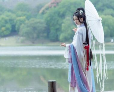 属虎女今年运势
