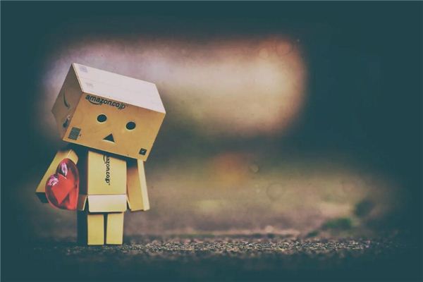 属蛇男不主动联系