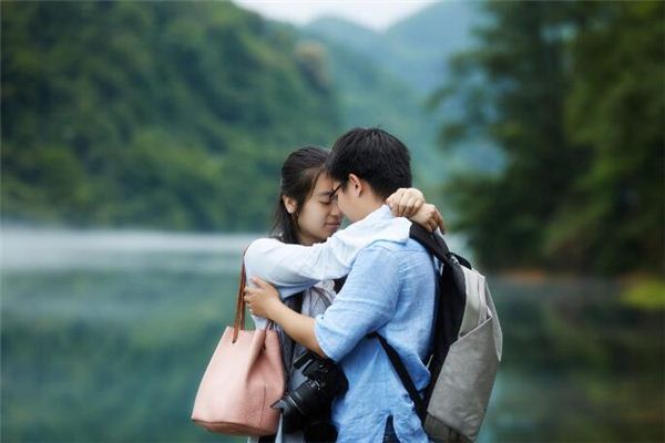 属羊女和什么属相配