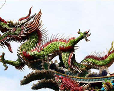 两个属龙人在一起合不合财