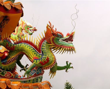 属龙人佩戴什么更加旺自己
